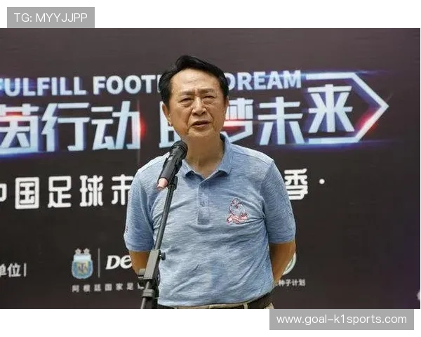 中国足球星排名前十名揭秘 足坛风云人物与未来之星解析 中国足球星排名前十名揭秘 足坛风云人物与未来之星解析
